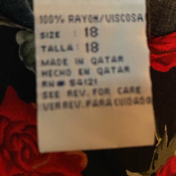 Black Rayon Maxi Dress with Red Rose Print Size 18 - Picture 2 of 2